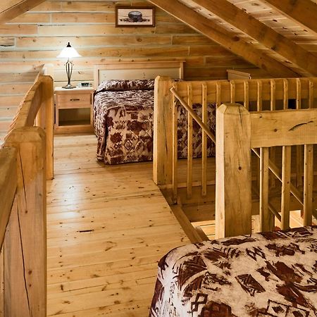 Rock Crest Lodge & Cabins Custer Bagian luar foto