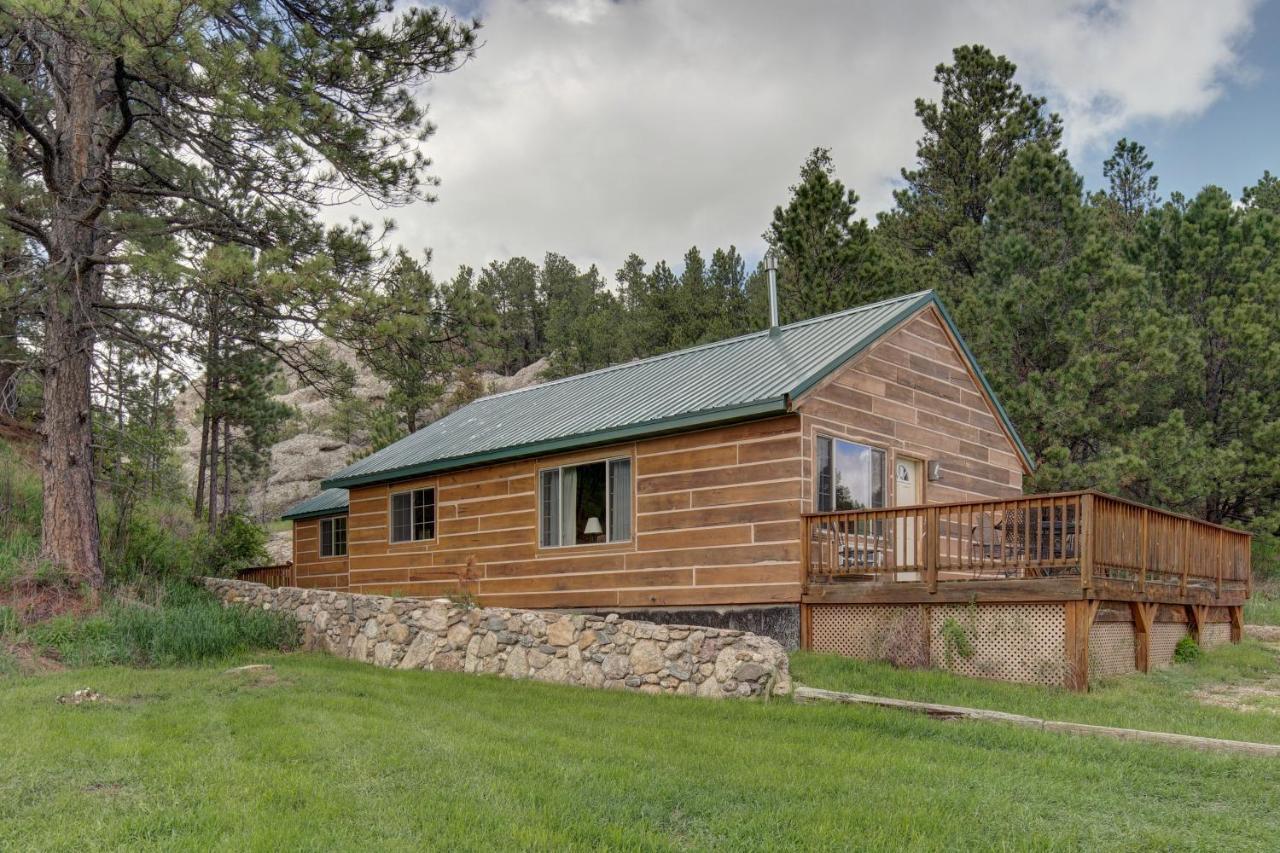 Rock Crest Lodge & Cabins Custer Bagian luar foto