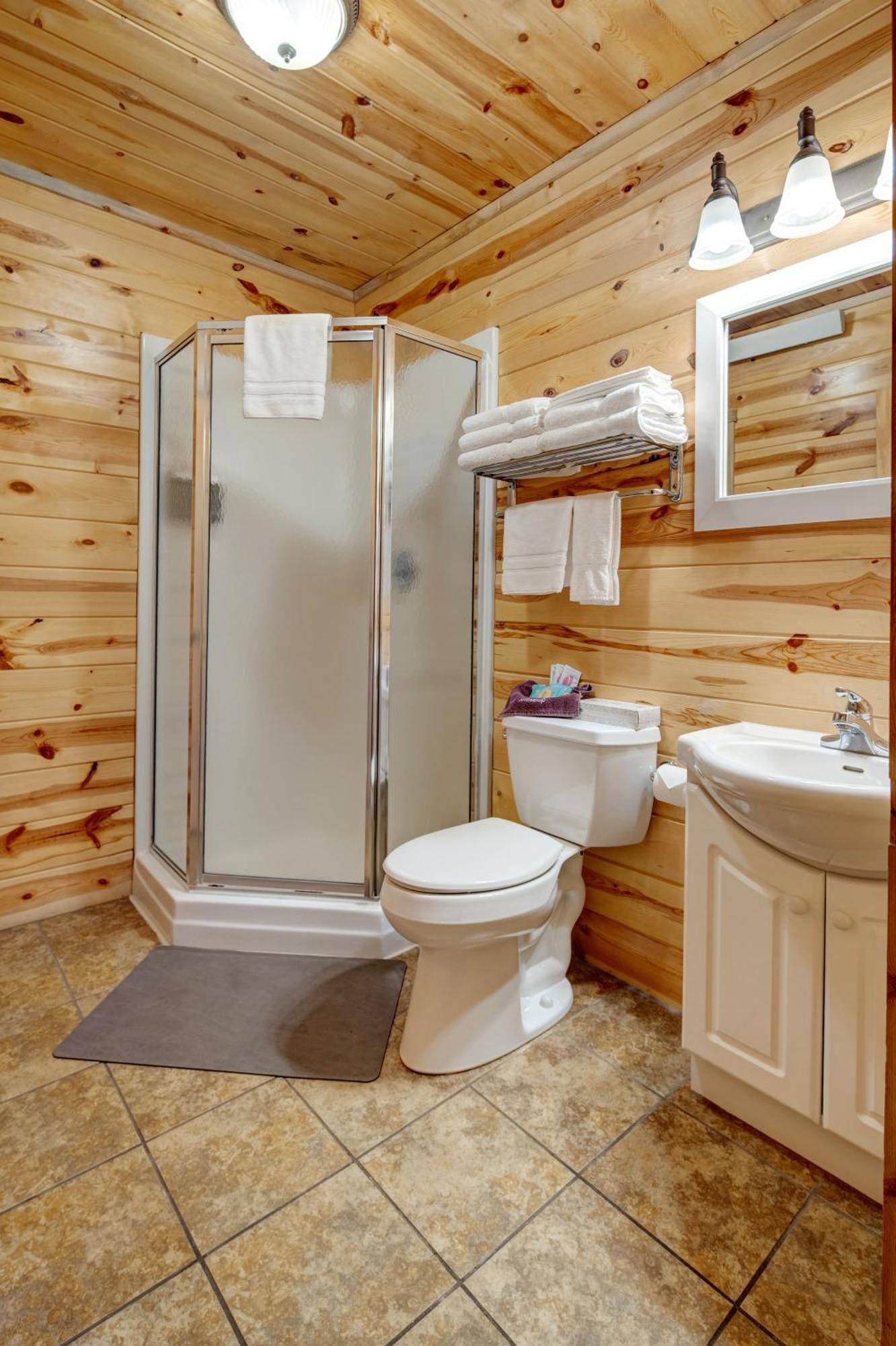 Rock Crest Lodge & Cabins Custer Bagian luar foto