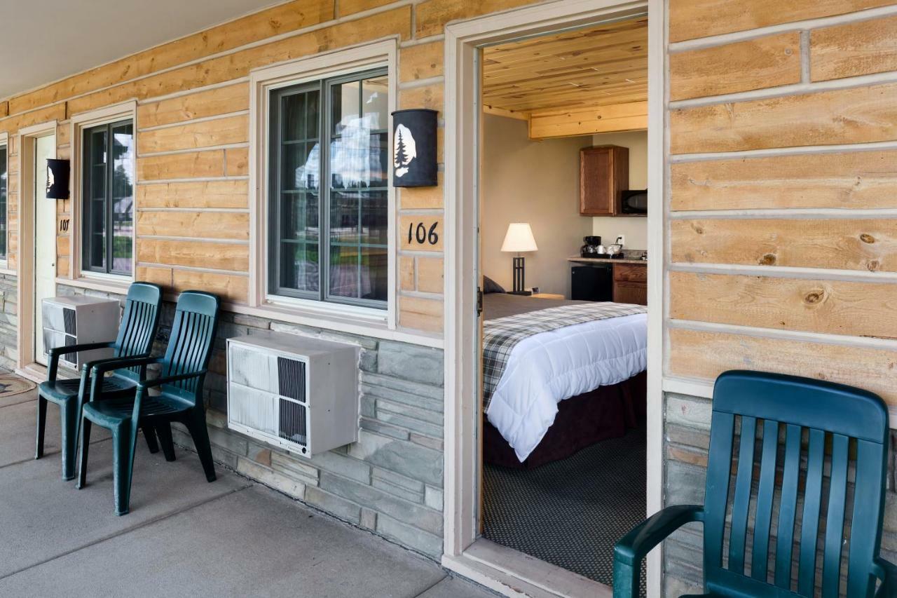 Rock Crest Lodge & Cabins Custer Bagian luar foto