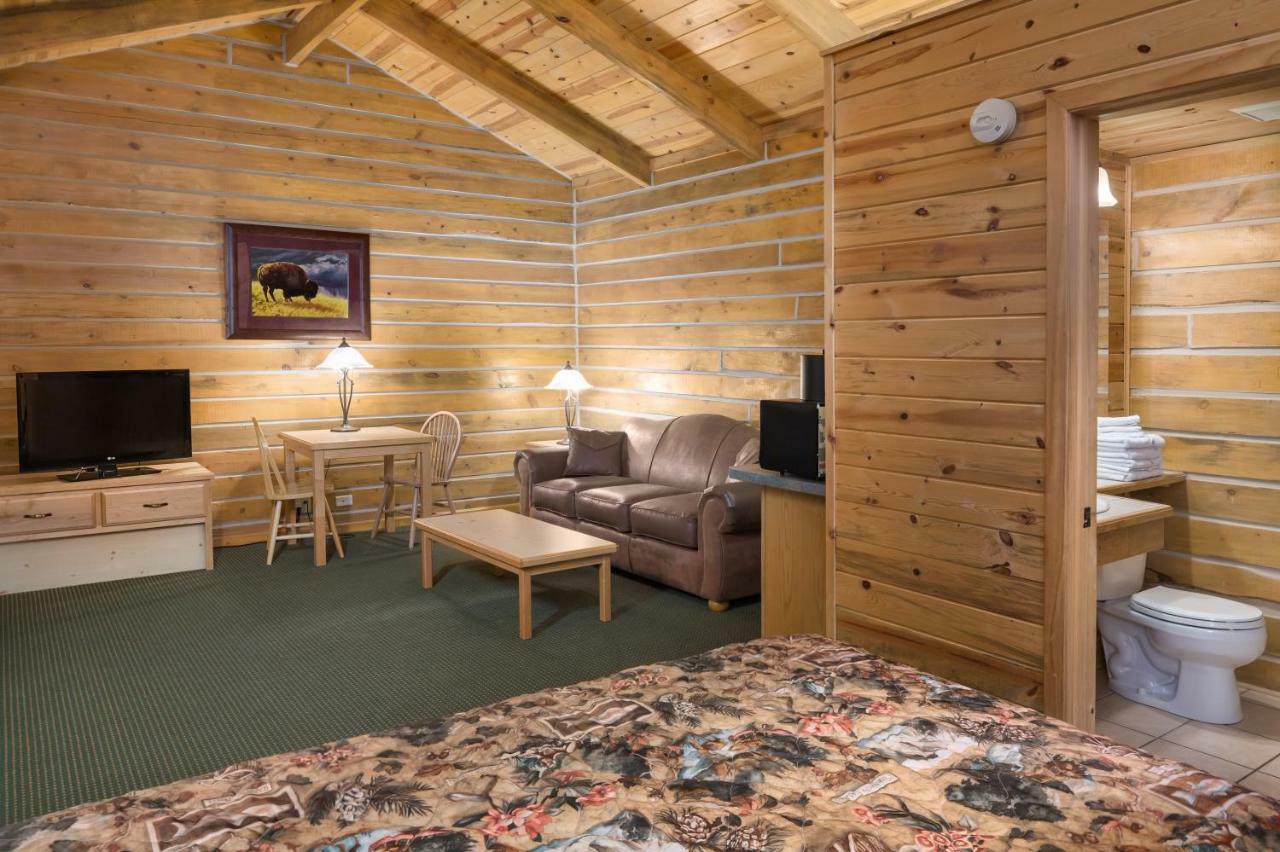 Rock Crest Lodge & Cabins Custer Bagian luar foto